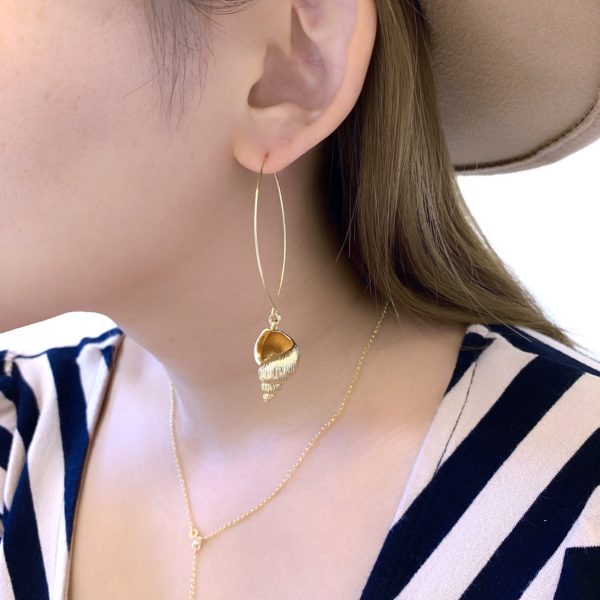 gold conch shell earrings