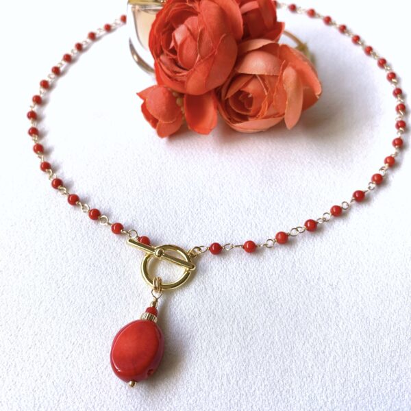 Red coral necklace
